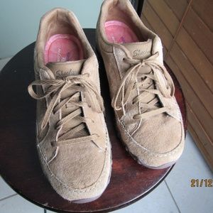 Skechers Women Sneakers. Suede Brown Lace up 8.5